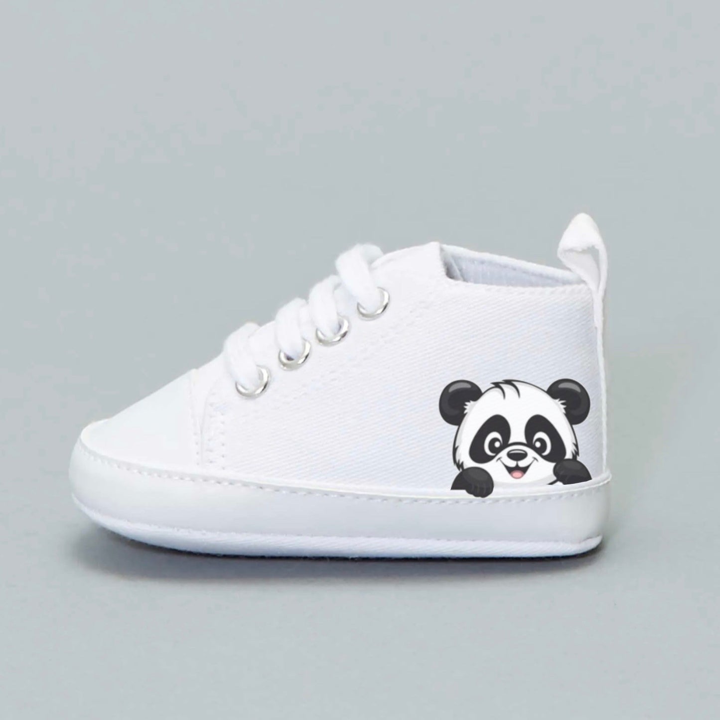 Tomkat Customs hand geverfde Baby Bootie Wanda de Panda